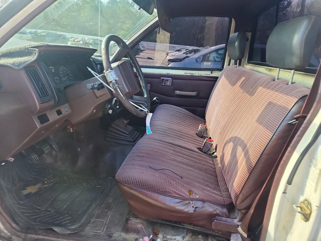 1993 Nissan Truck Short Wheelbase