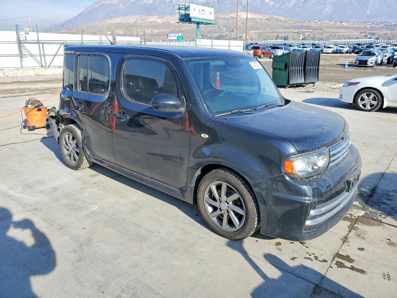 2010 Nissan Cube Base