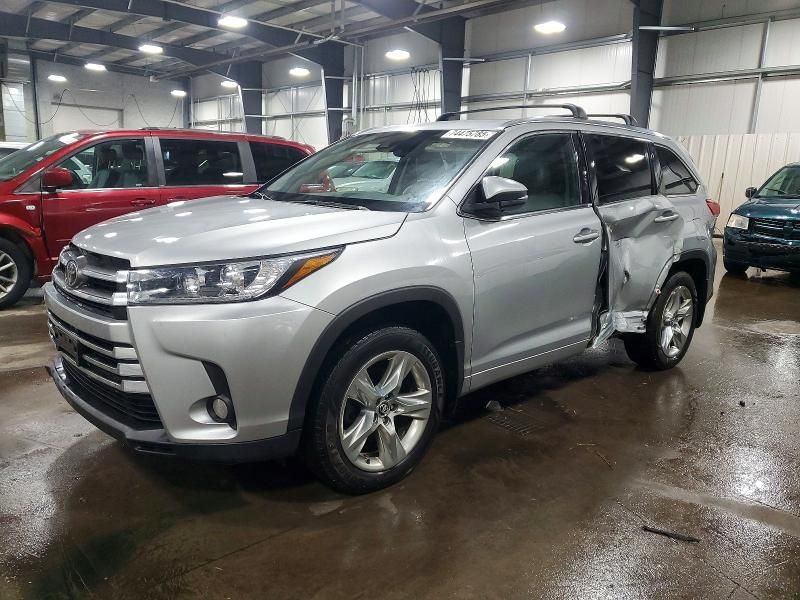 2017 Toyota Highlander Limited