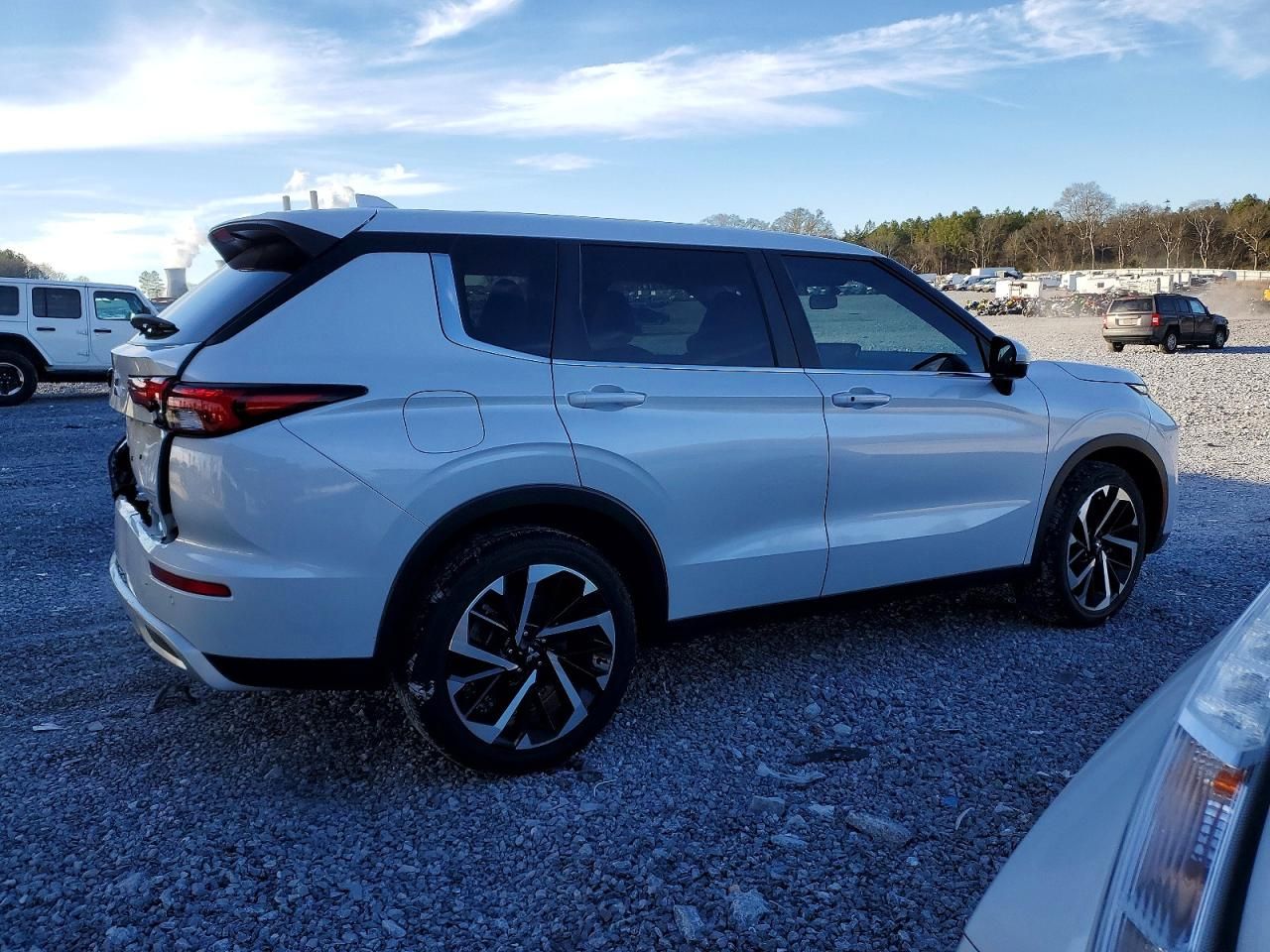 2024 Mitsubishi Outlander se