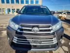 2017 Toyota Highlander le