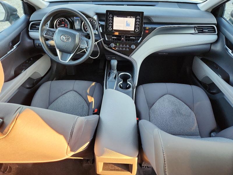 2021 Toyota Camry le