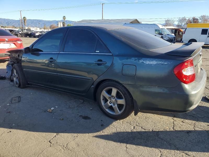 2003 Toyota Camry le