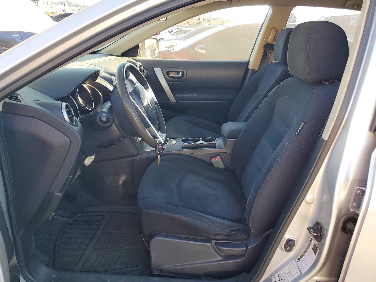 2009 Nissan Rogue s