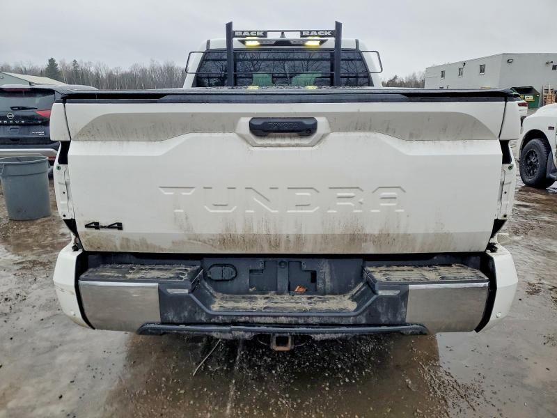 2022 Toyota Tundra Crewmax SR5