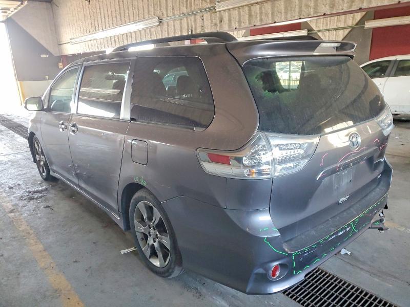 2012 Toyota Sienna Sport