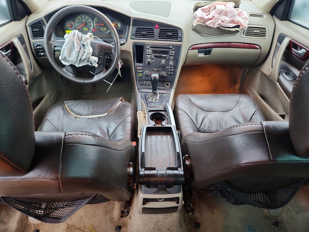 2004 Volvo Xc70
