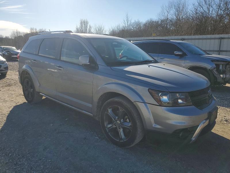 2018 Dodge Journey Crossroad