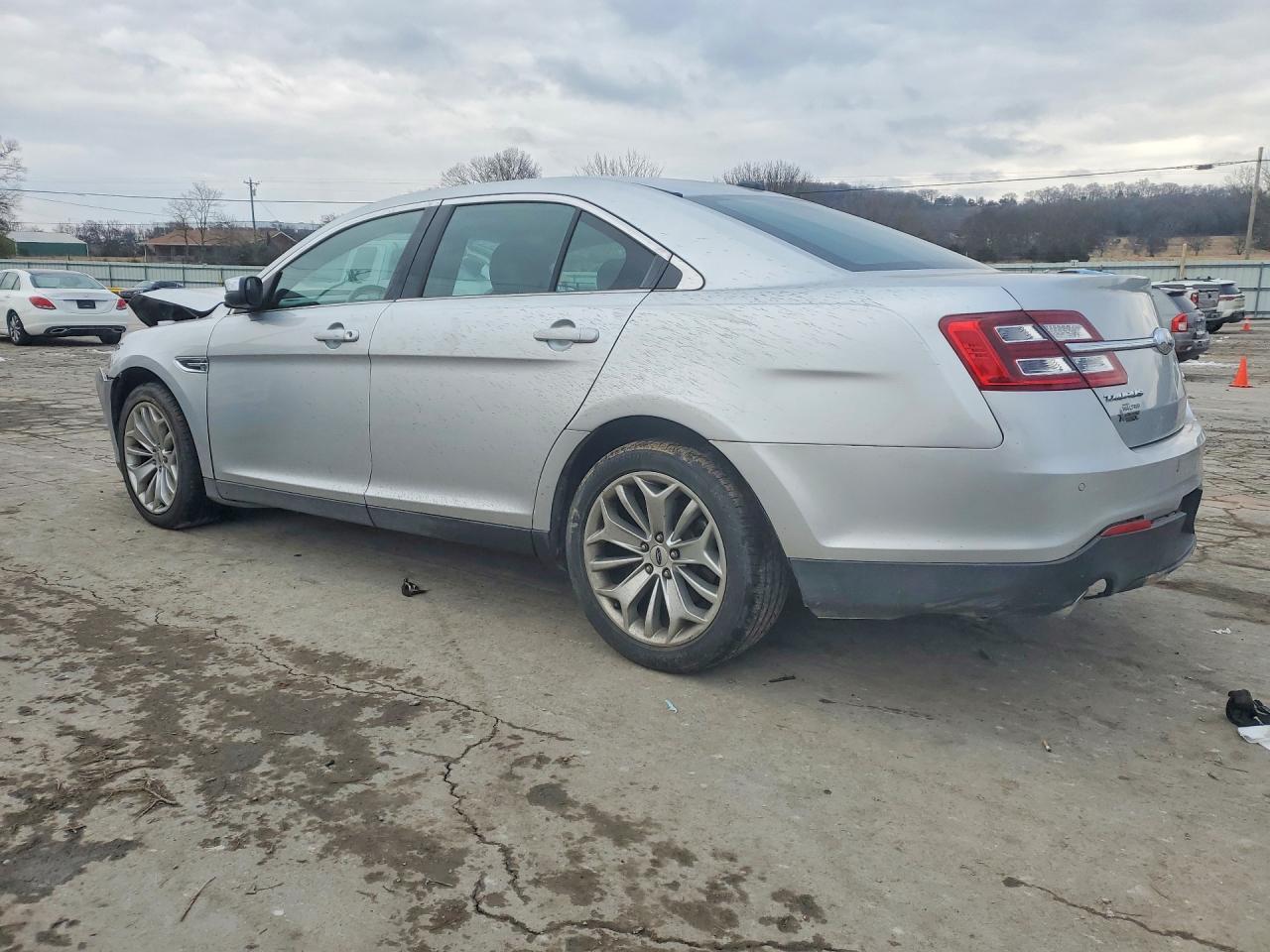 2016 Ford Taurus Limited