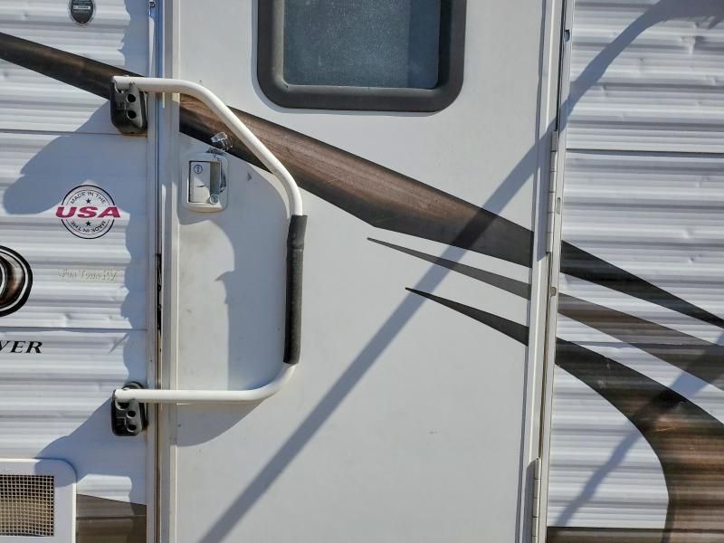 2015 Wildcat Travel Trailer