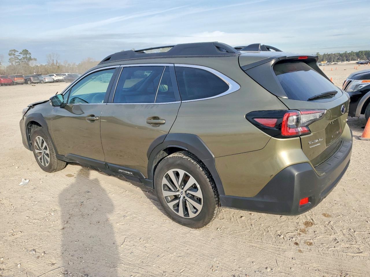 2025 Subaru Outback Premium