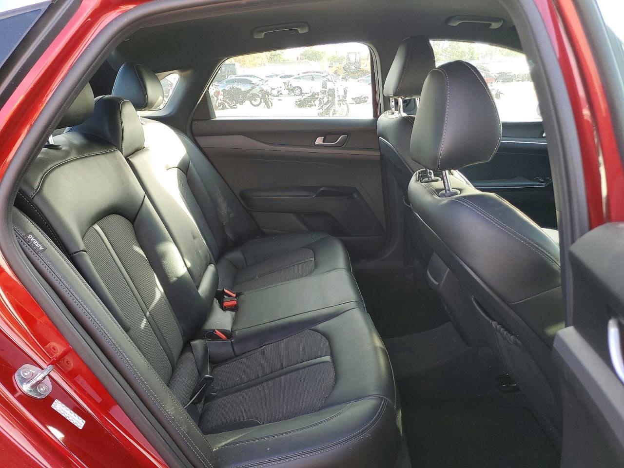 2021 KIA K5 gt Line