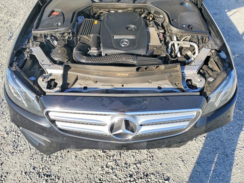 2019 Mercedes-Benz E 300