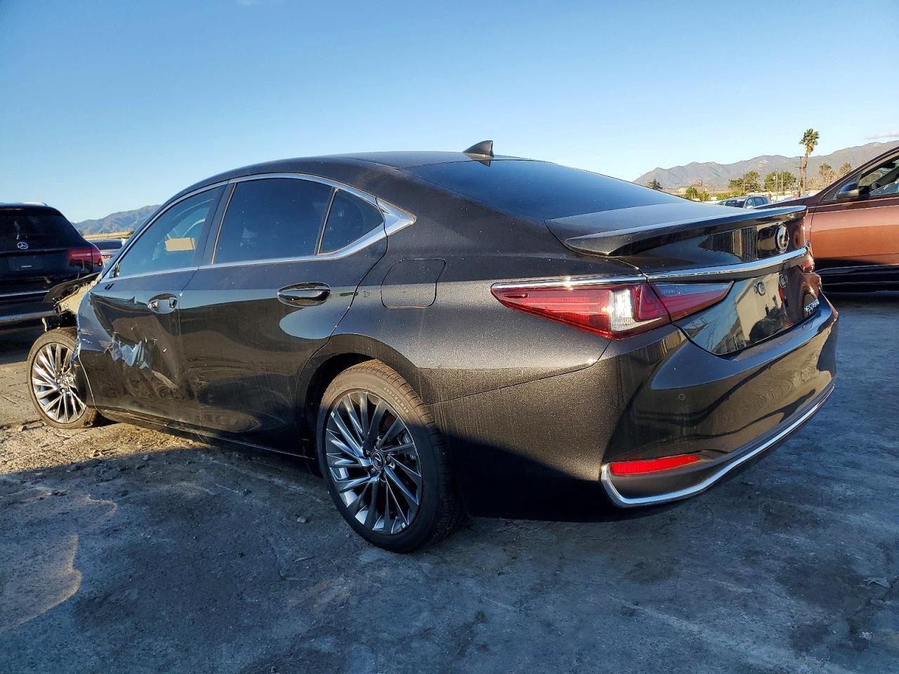 2025 Lexus Es 300h Luxury