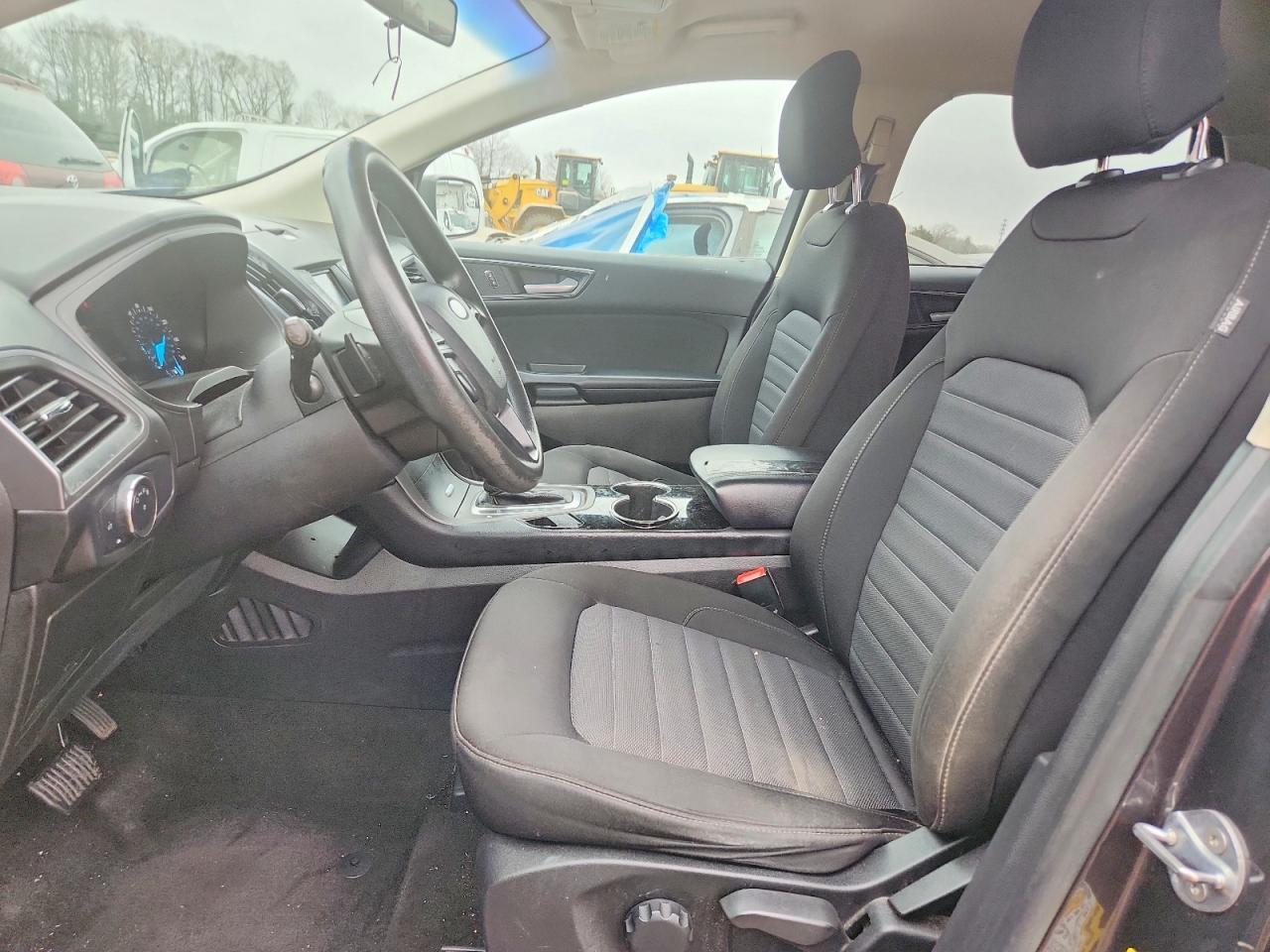 2018 Ford Edge se