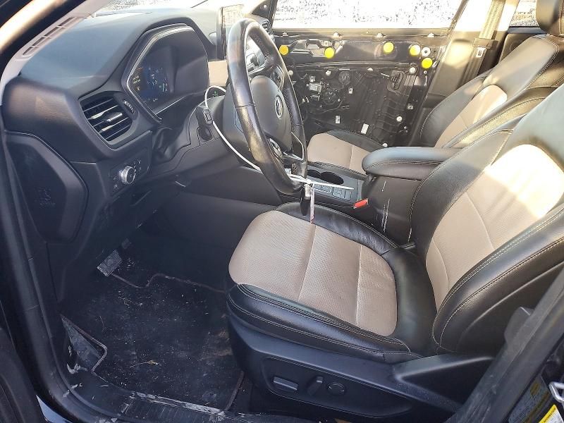 2021 Ford Escape Titanium