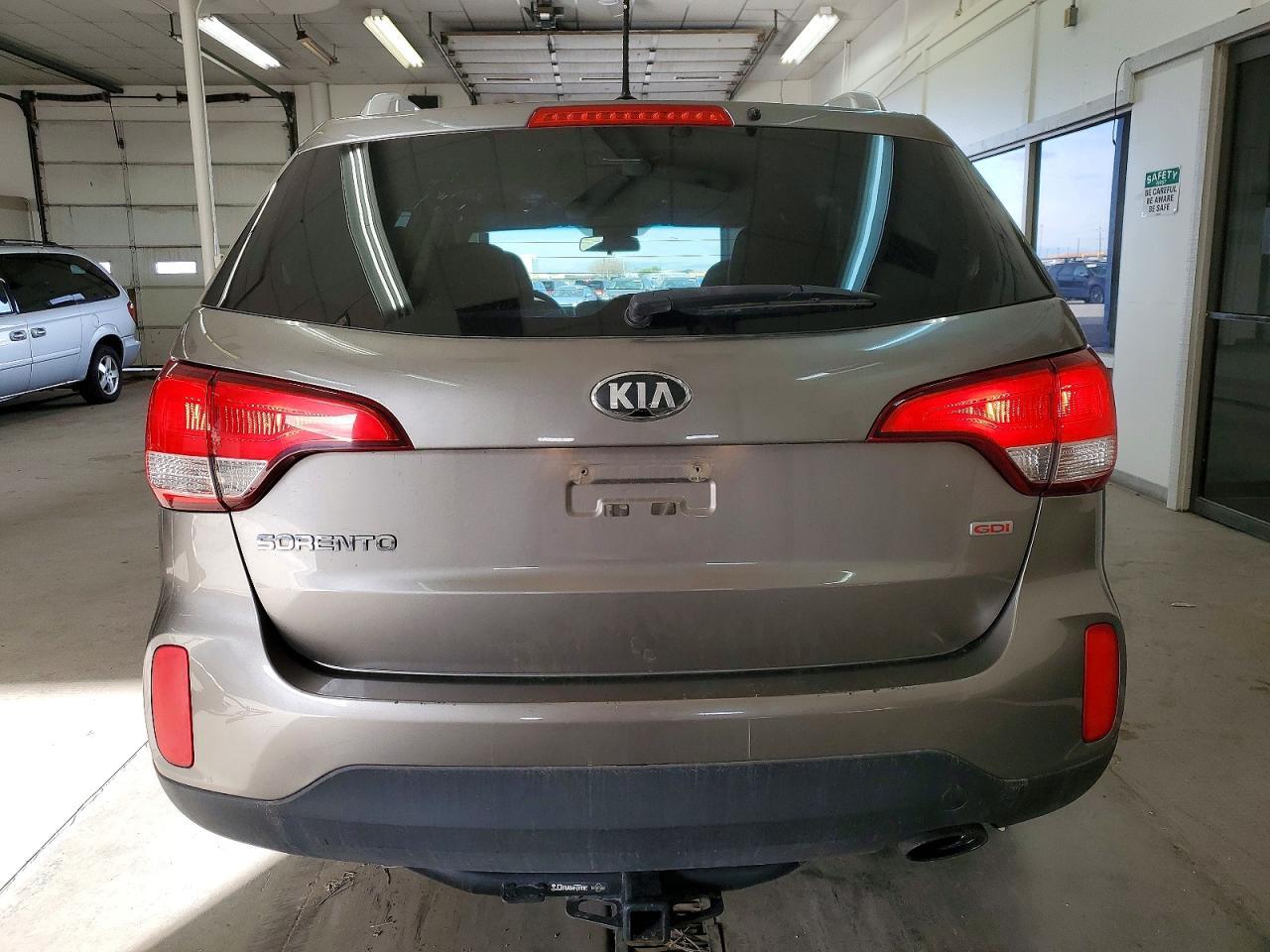 2014 KIA Sorento lx
