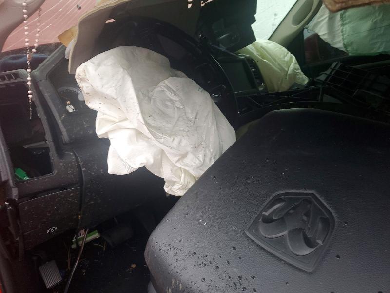 2013 Dodge Ram 1500 Sport