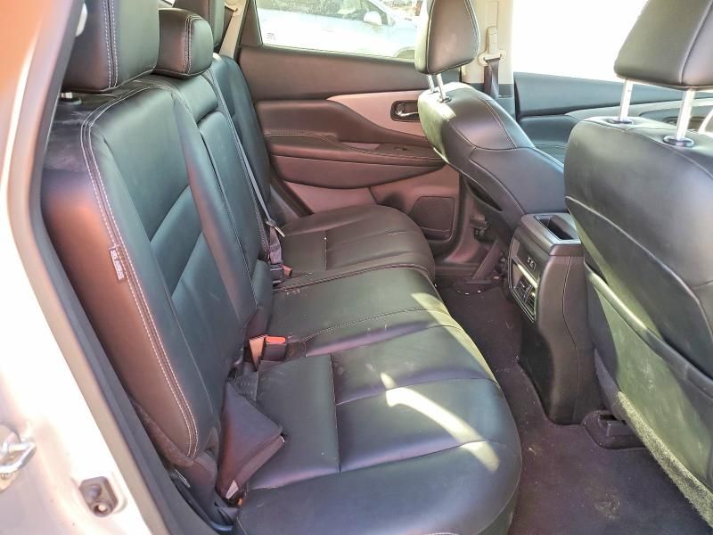 2022 Nissan Murano sv