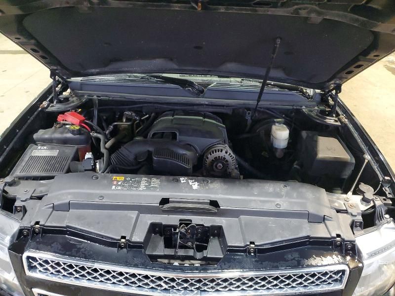 2012 Chevrolet Suburban K1500 ltz