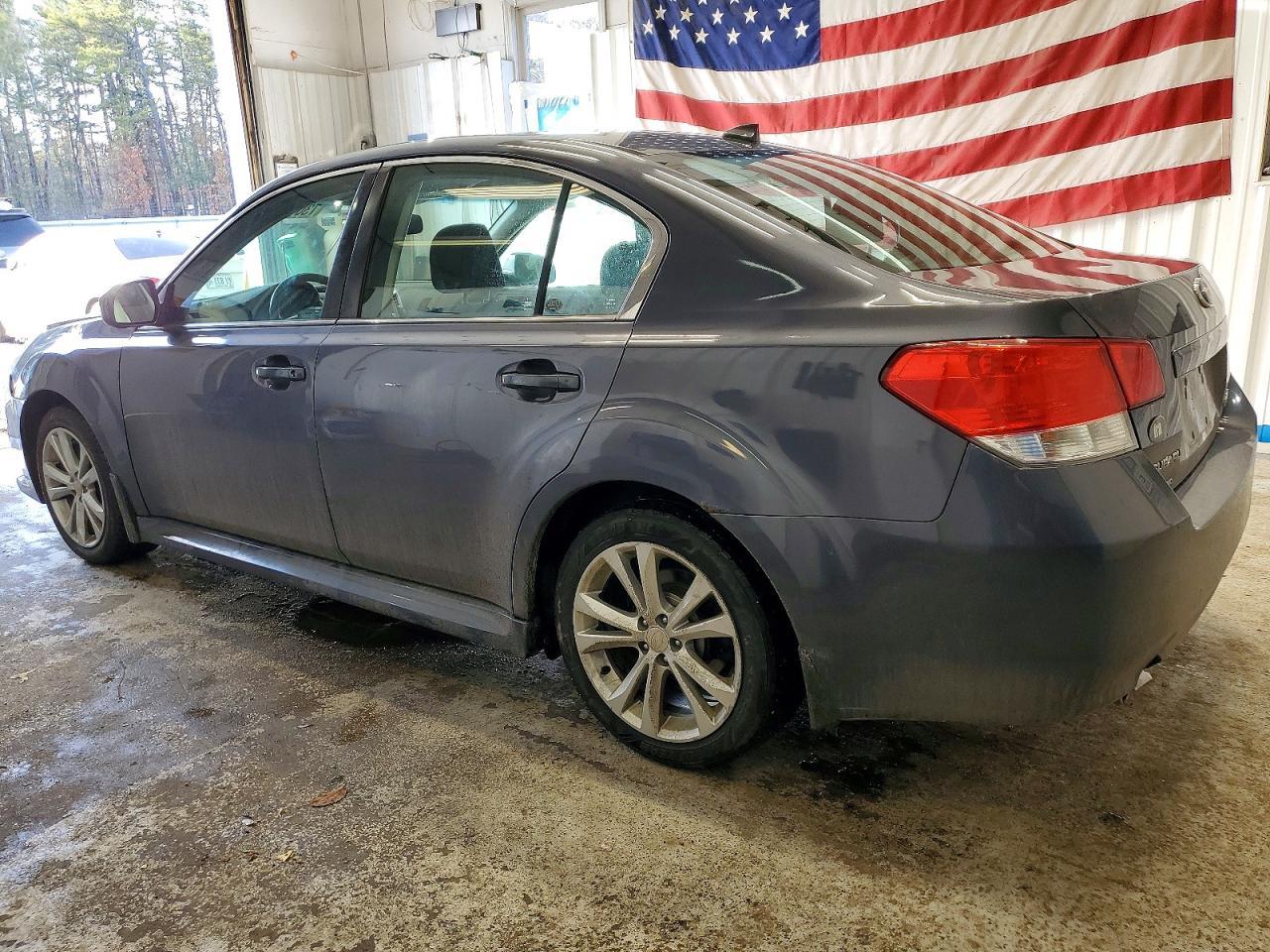 2014 Subaru Legacy 2.5i Premium