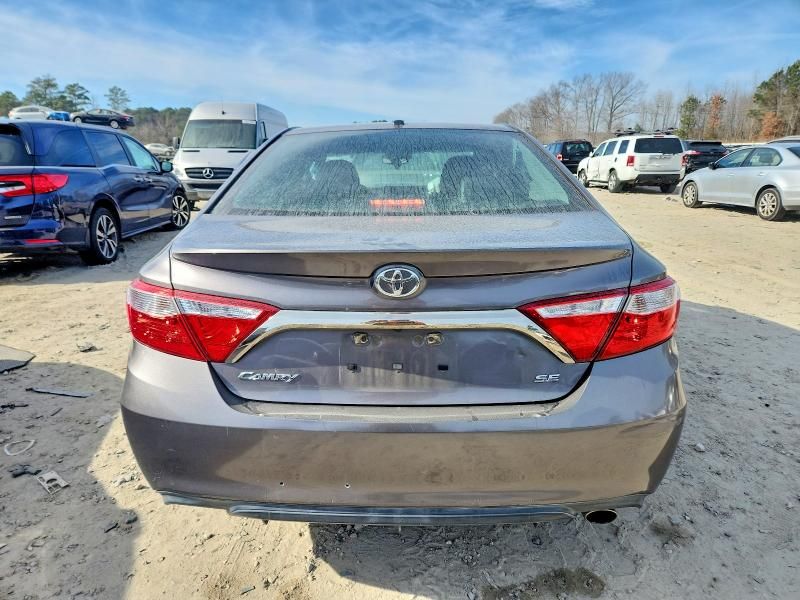 2015 Toyota Camry le