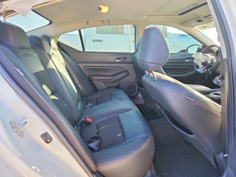 2021 Nissan Altima sr