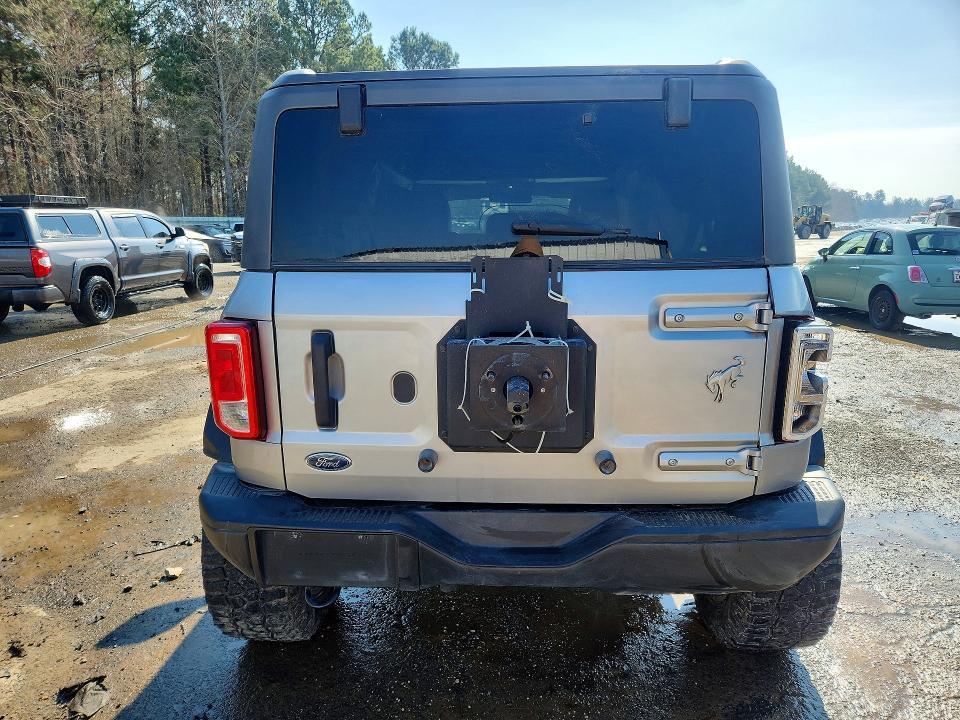 2022 Ford Bronco Base