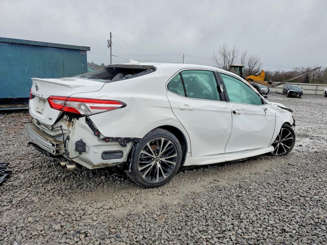 2020 Toyota Camry se