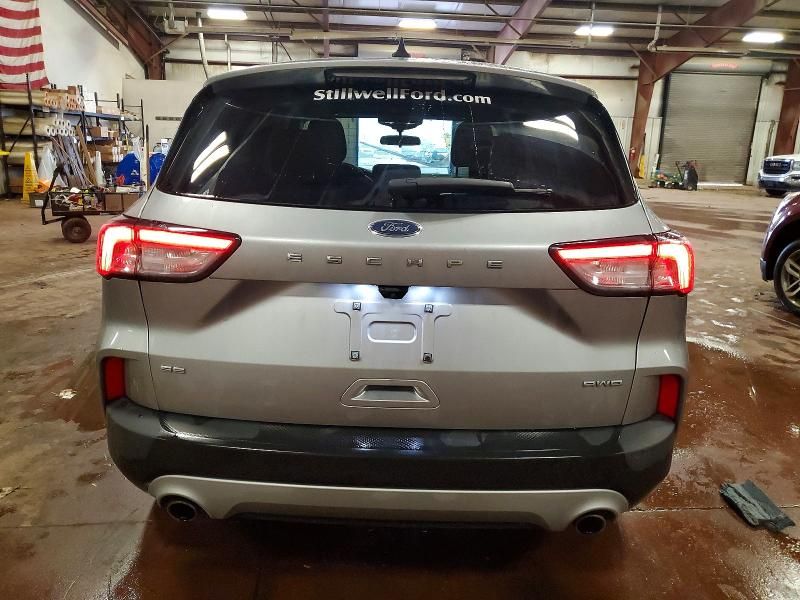 2022 Ford Escape se