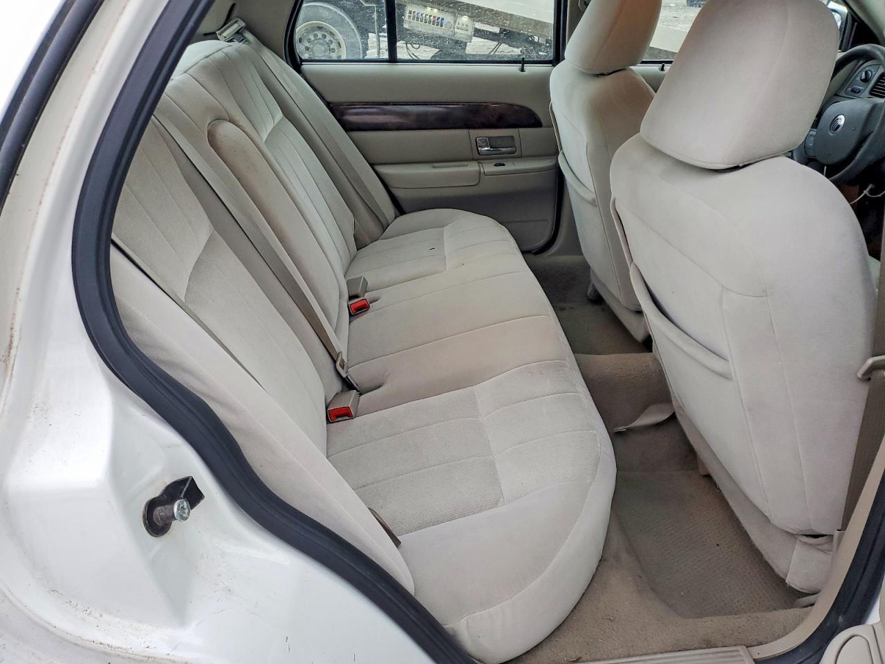 2006 Mercury Grand Marquis gs