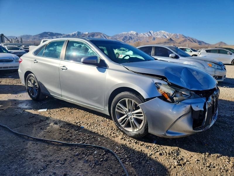 2016 Toyota Camry le
