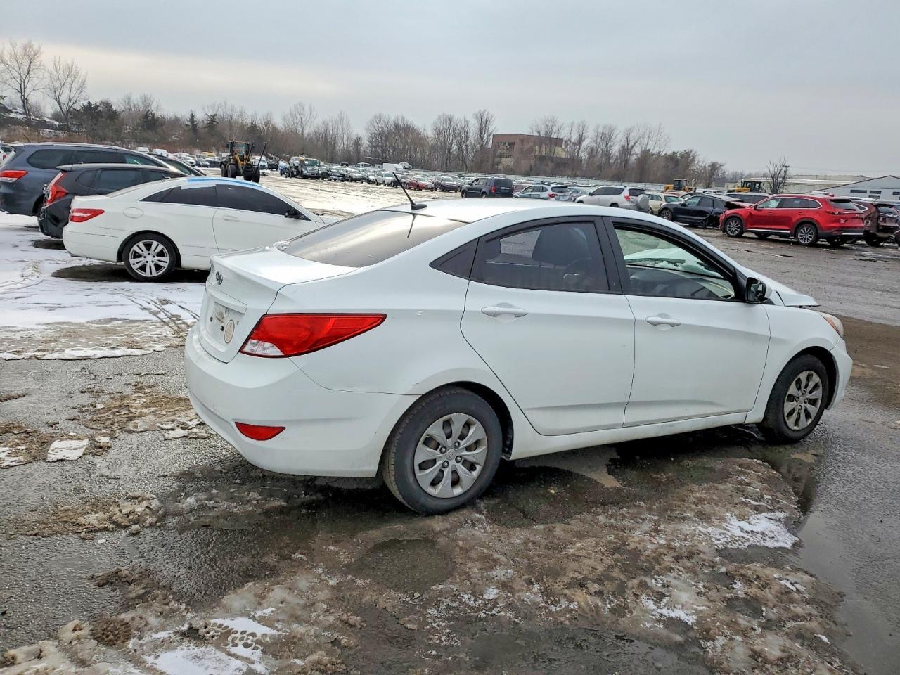 2016 Hyundai Accent se
