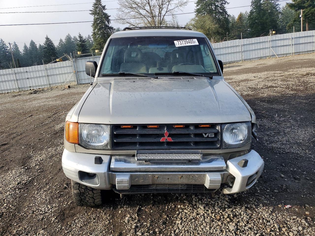2000 Mitsubishi Montero