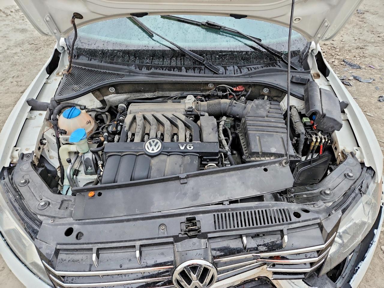 2012 Volkswagen Passat sel
