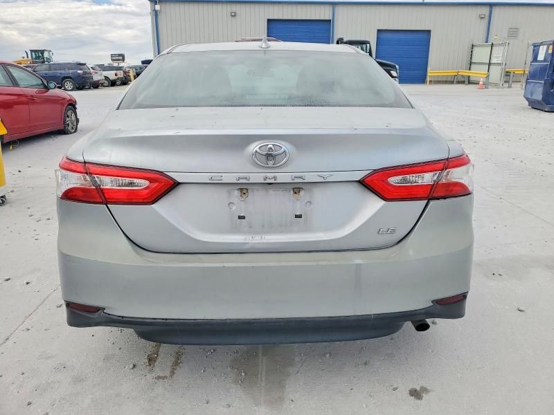 2020 Toyota Camry le