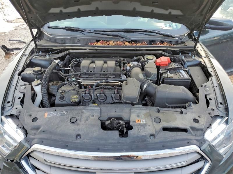 2016 Ford Taurus sel