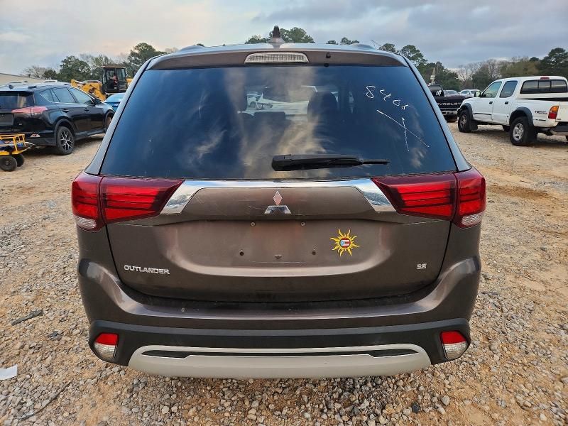 2020 Mitsubishi Outlander se