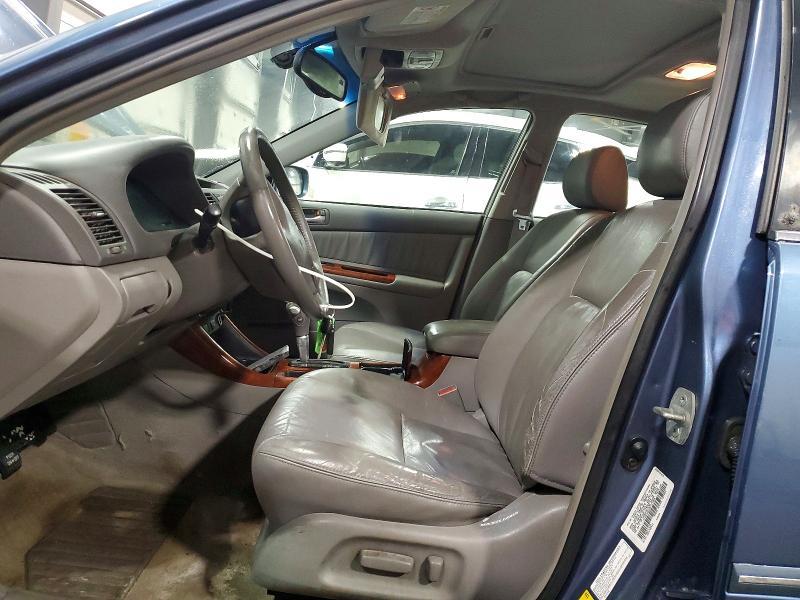 2003 Toyota Camry le