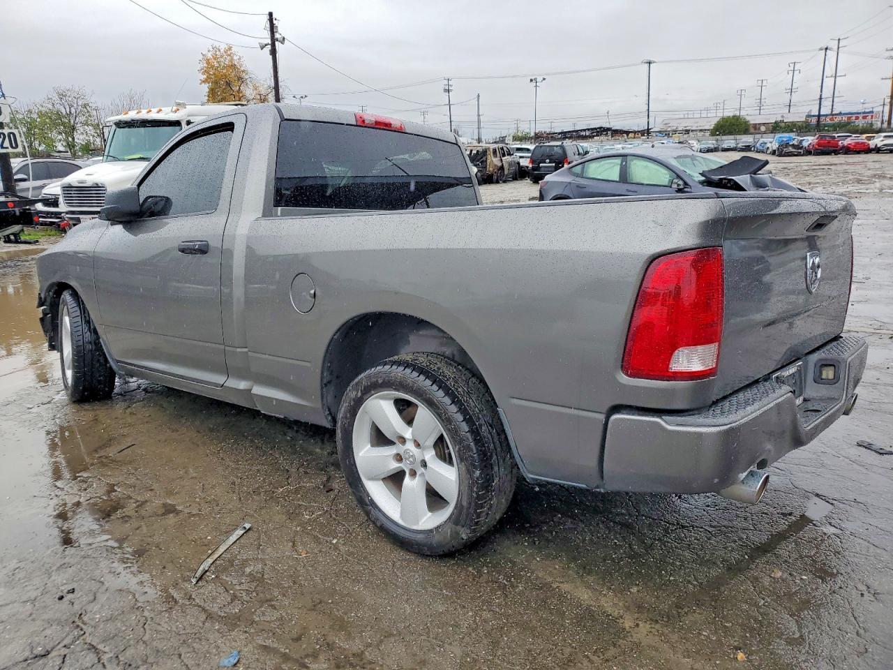 2013 Dodge Ram 1500 st