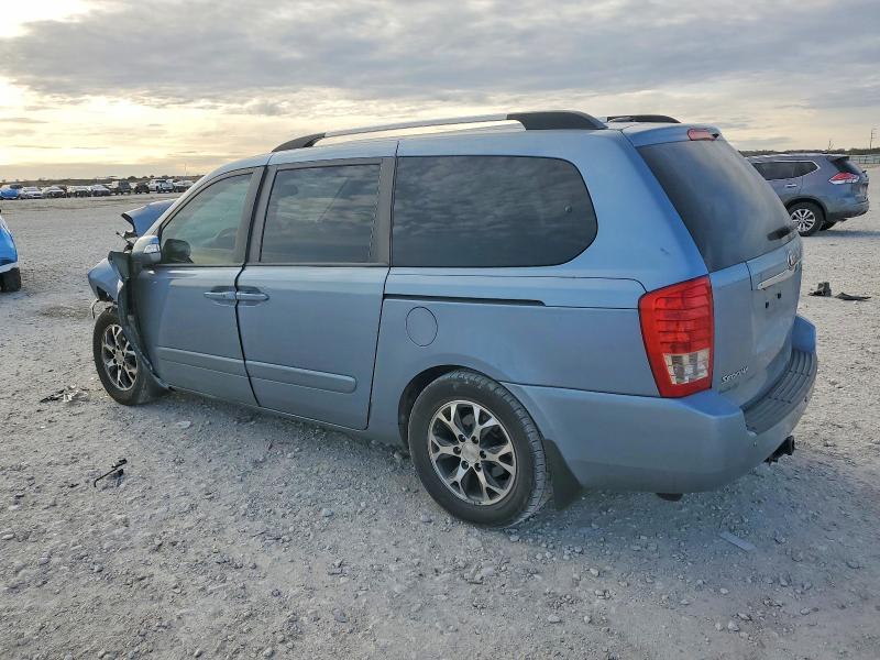 2014 KIA Sedona lx
