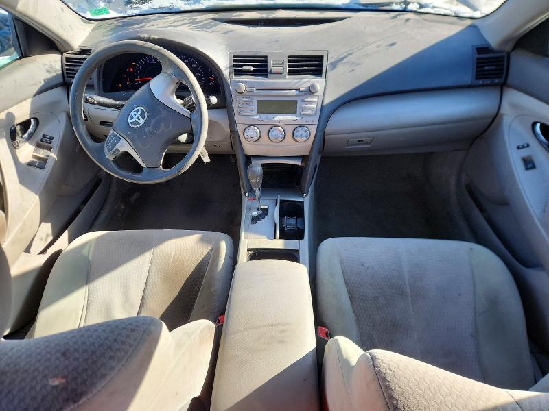 2011 Toyota Camry le