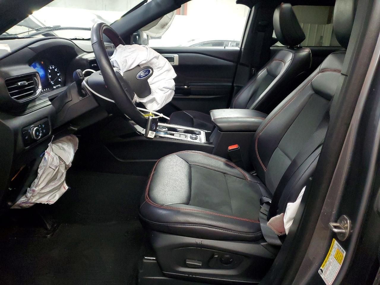 2023 Ford Explorer St-line