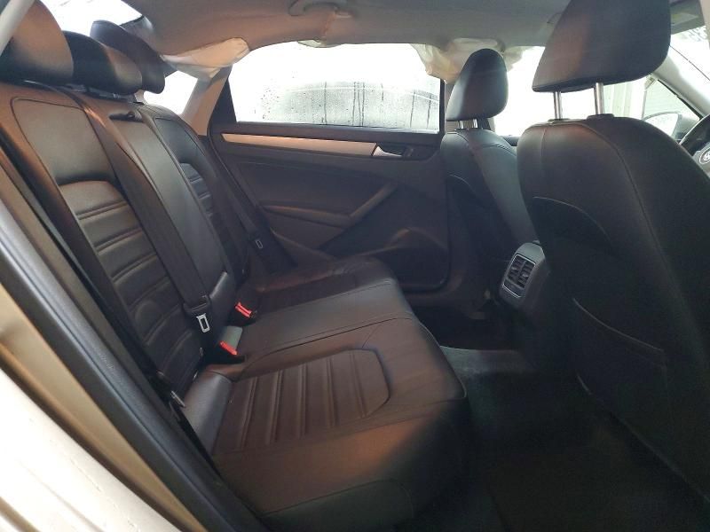 2015 Volkswagen Passat se