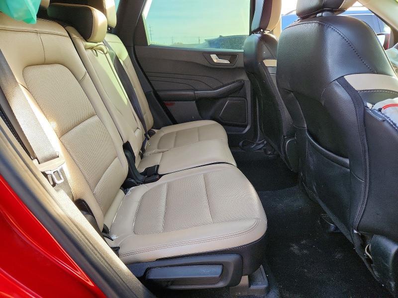 2022 Ford Escape sel