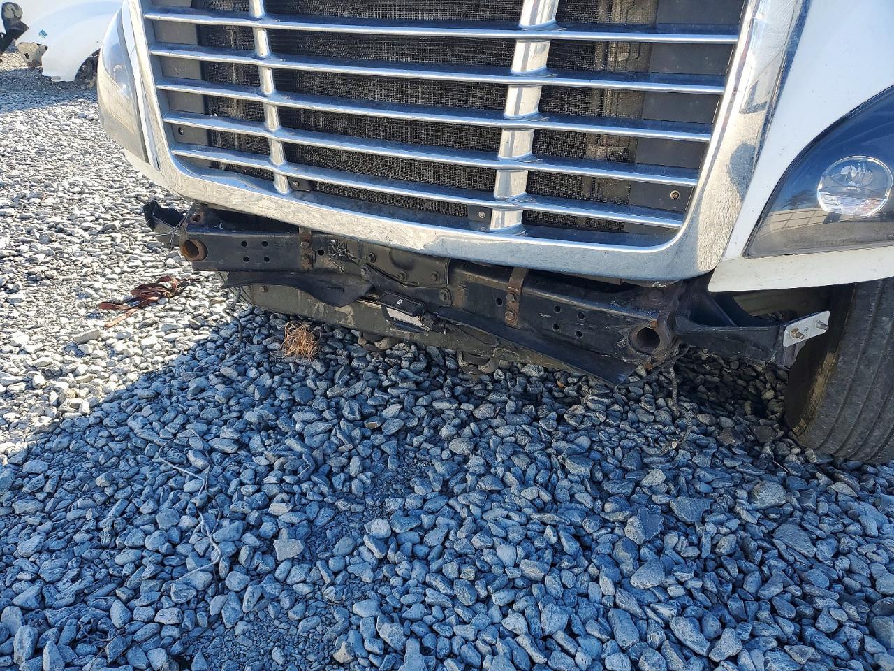 2018 Freigliner 2018 Freightliner Cascadia 125 Semi Truck