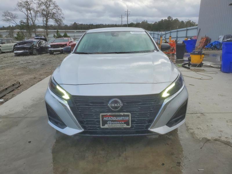 2024 Nissan Altima s