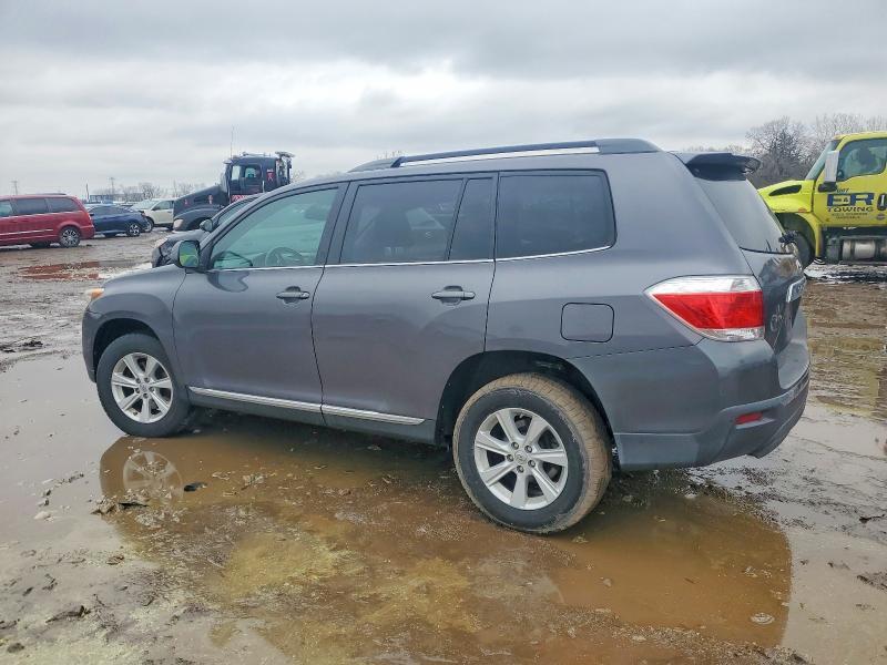 2011 Toyota Highlander Base
