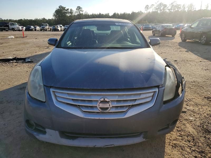 2011 Nissan Altima sr