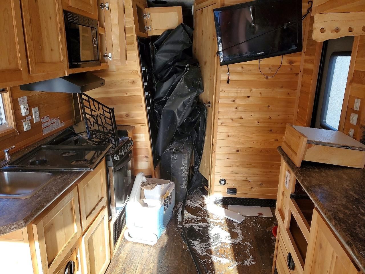 2022 AME 2022 ICE ICE Castle Fish Hous